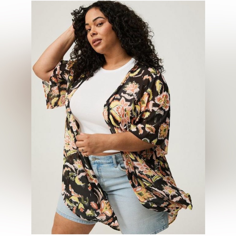Torrid Shirttail Kimono